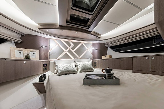 NY Galeon 440 Flybridge/ Galeon 450 HTC 12 of 12