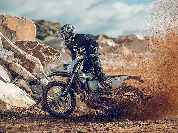 Triumph TF 250-E  / Höstkampanj / Räntefritt 24mån 5 of 9