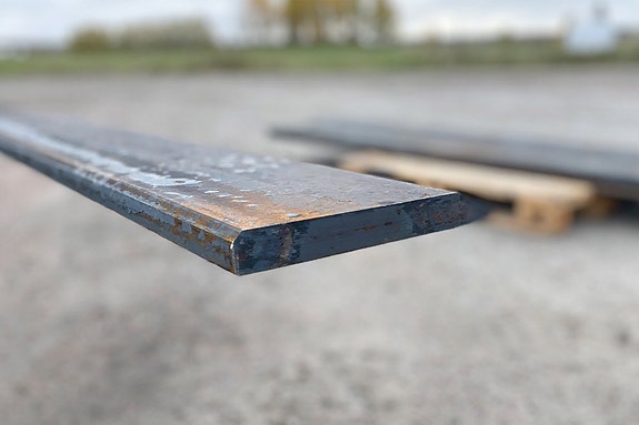 SRF - Skärstål,slitstål,tänder,shims m.m 2 of 8
