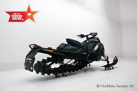 Ski-Doo Backcountry X-RS 146" 850 E-Tec *HUB* DEMO 2 of 16