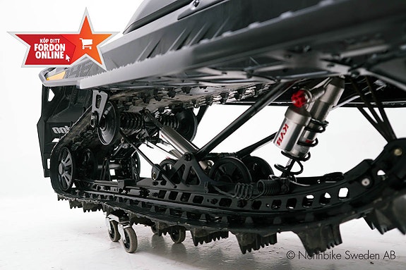Ski-Doo Backcountry X-RS 146" 850 E-Tec *HUB* DEMO 12 of 16