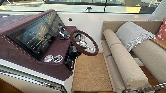 Delta 33 Coupé -2018 9 of 22