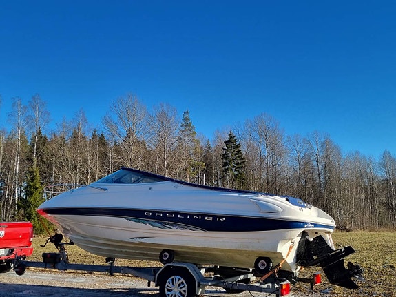 Bayliner 2052 Capri Cuddy -FÖRST TILL KVARN 3 of 5