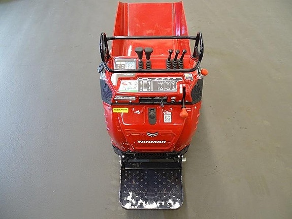 Yanmar C08 - 24 / Självlastande minidumper 6 of 6