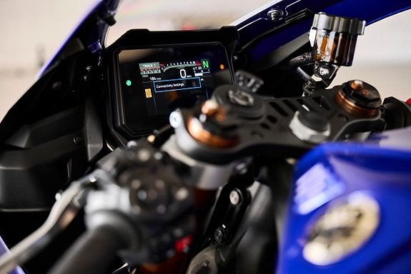 Yamaha R9 Lagerhoj finnes 7 of 9