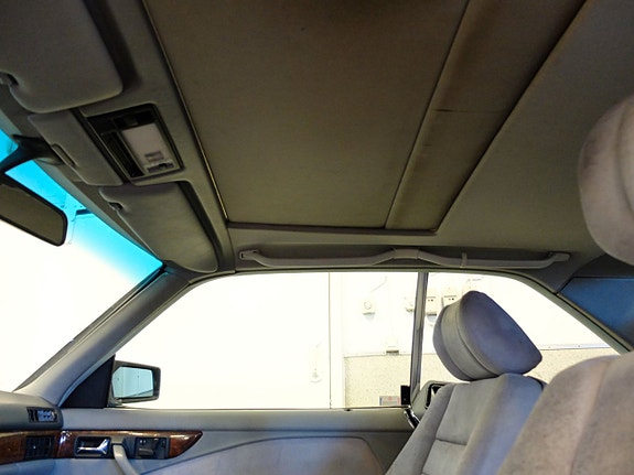 Mercedes-Benz S420 11 of 11