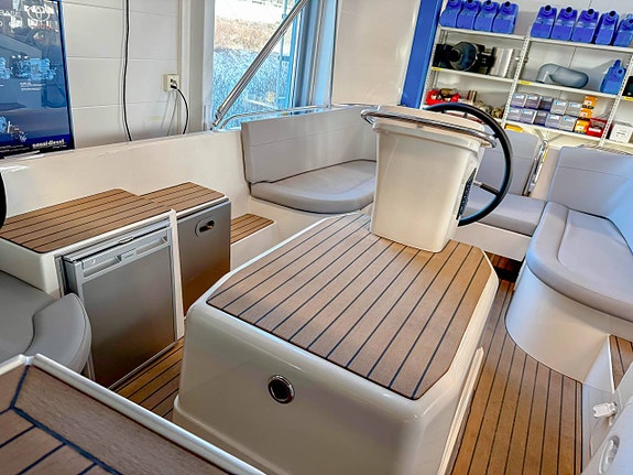 Primeur 700 Tender electric boat 2021  Finland 9 of 10