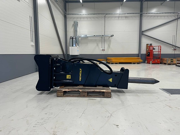 REWOLT RT150 Hydraulhammare 2400kg (275,000:- +moms) 2 of 9