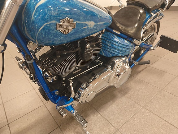 Harley-Davidson Rocker C 1.6 Twin Cam 96B 7 of 8