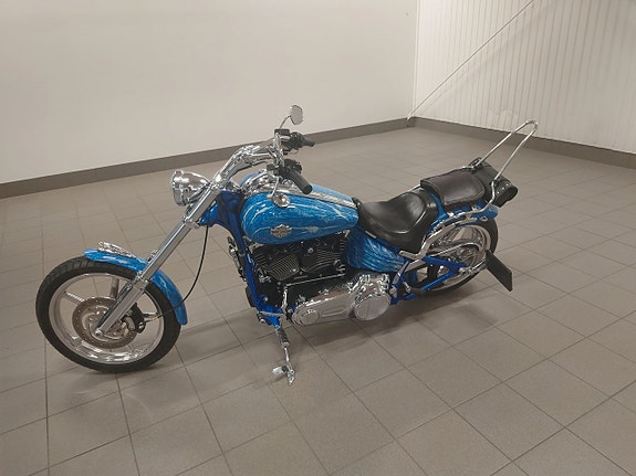 Harley-Davidson Rocker C 1.6 Twin Cam 96B 3 of 8