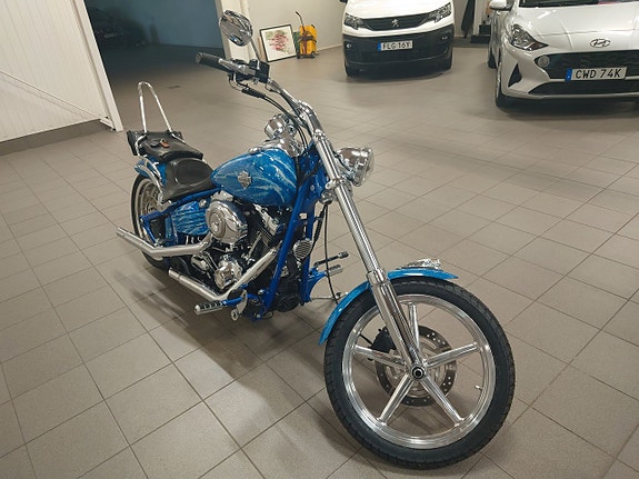 Harley-Davidson Rocker C 1.6 Twin Cam 96B 4 of 8