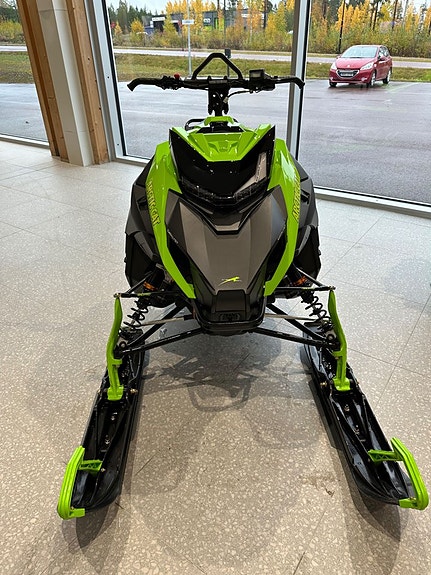 Arctic Cat M600 Catalyst 2 of 4