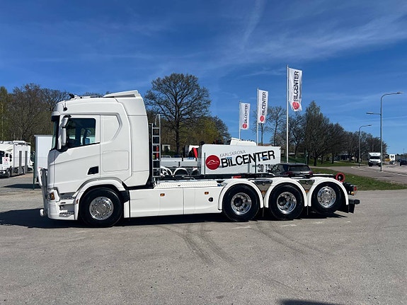 Scania R500 8x4*4 Tridem 26 T Hiab Lastväxlare Fullutrustad 2 of 12