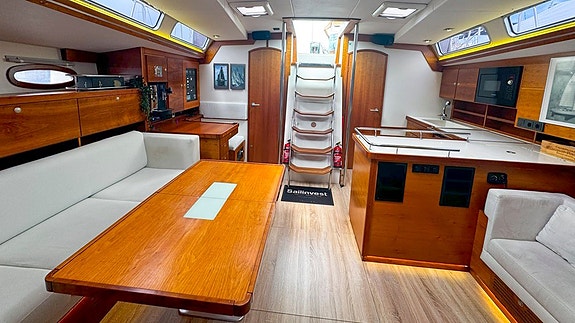 Hanse 531e  2004  Spain 10 of 12