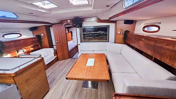 Hanse 531e  2004  Spain 9 of 12