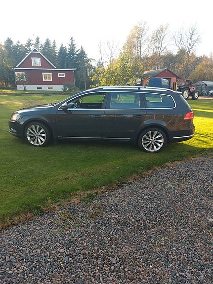 Volkswagen Passat 4 of 5