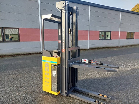 Atlet Ståstaplare 2000kg 2 of 6