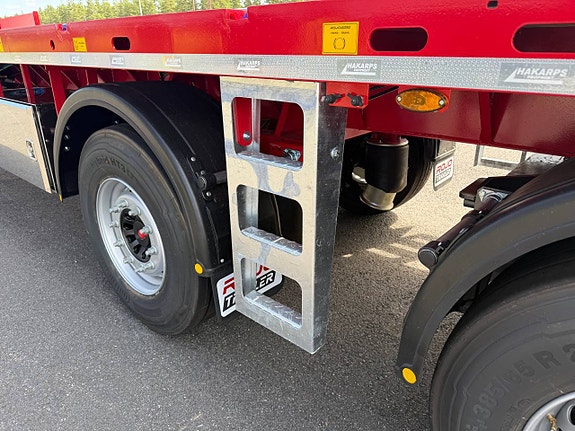 Hakarps - ROJO 4 axlad 18,5m rak trailer, styrning axl 2,3,4 9 of 12