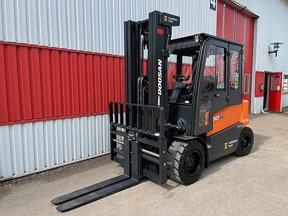 Doosan B 50 X-7 2 of 4