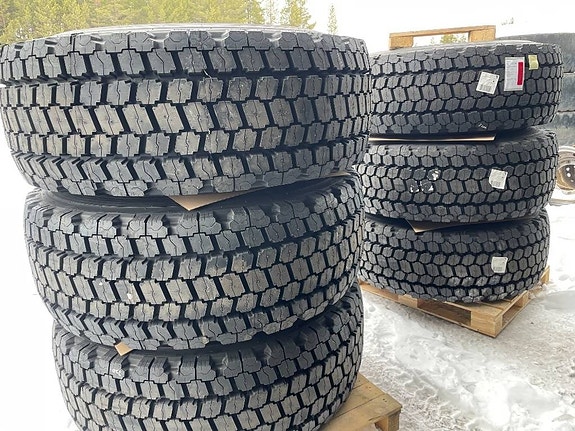 Bridgestone nya Bridgestone VSW på nya fälgar Volvo L70H L90 5 of 5