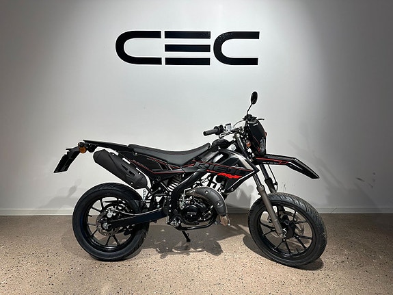 Rieju MRT SM Black Edition