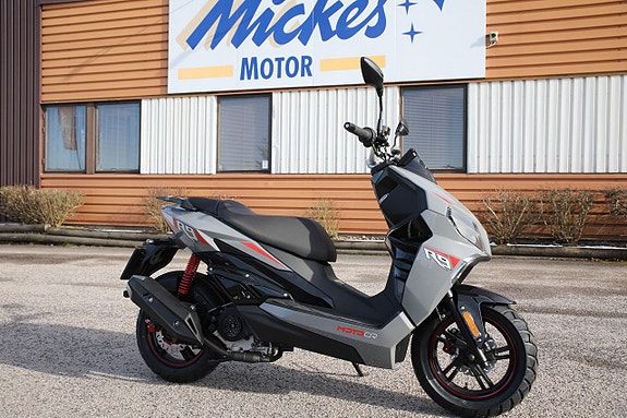 Moto Guzzi R9 SP 4T EFI - Euro5