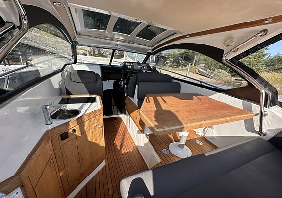 Grandezza 27 OC / Volvo Penta 260 HK / 2012 4 of 5