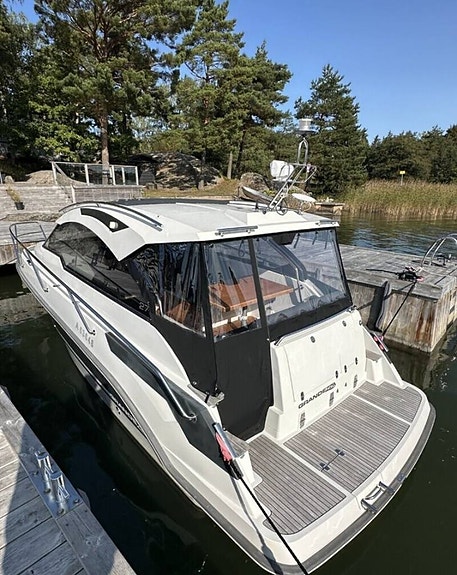 Grandezza 27 OC / Volvo Penta 260 HK / 2012 2 of 5
