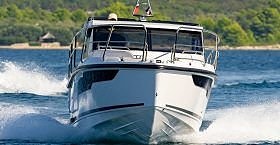 Aquador 250HT Mercury 250 V8 CW 3 of 10