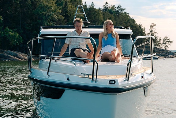 Aquador 250HT Mercury 250 V8 CW 4 of 10