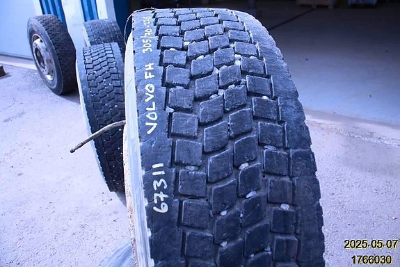 Michelin XDA 2 of 4