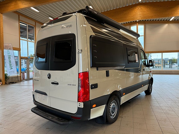 Robeta Womondo Pegasus Mercedes 150HK AUT Dubbelbädd & Popup 25 of 26