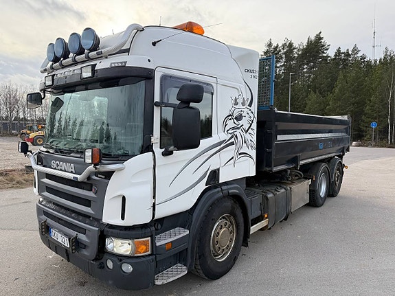 Scania P400 6x2*4 schakt/ tipp bil