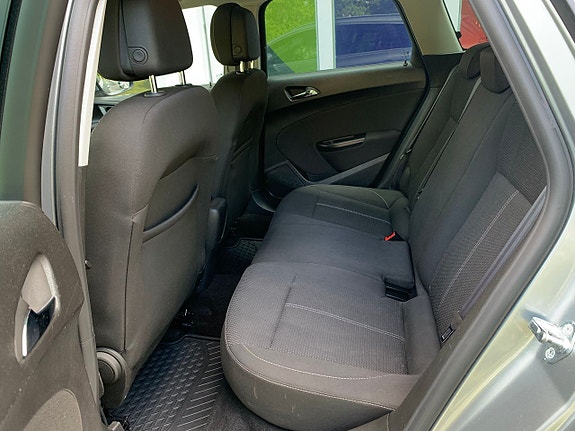 Opel Astra 14 of 23