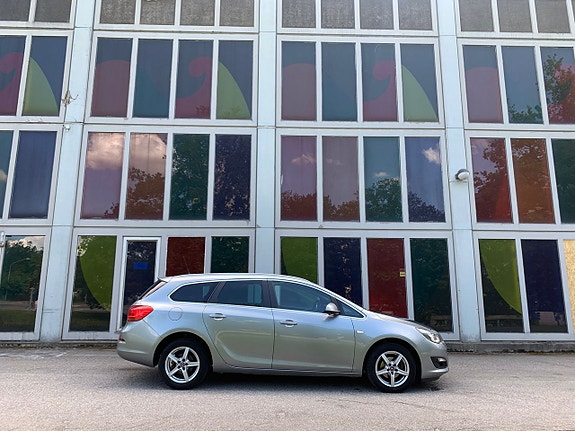 Opel Astra 19 of 23