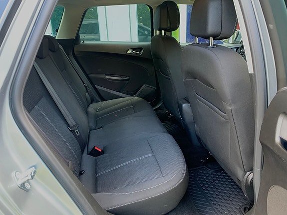 Opel Astra 15 of 23