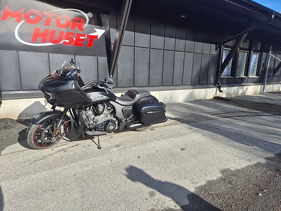 Indian CHALLENGER DARK HORSE BLACK SMOKE -23 DEMO