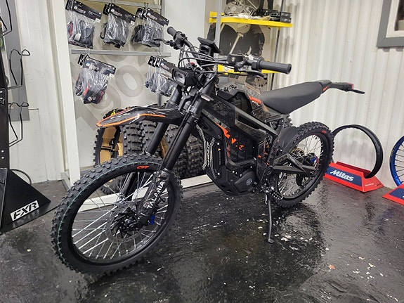 Talaria  STING PRO  (L1E) 2 of 2