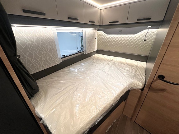 Knaus L!VE TI PLATINUM SELECTION 650 MF 11 of 13