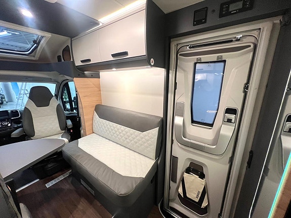 Knaus L!VE TI PLATINUM SELECTION 650 MF 7 of 13
