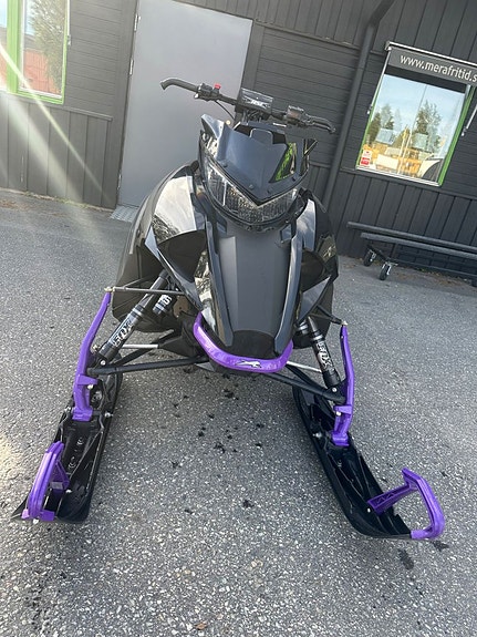 Arctic Cat M8000 Hardcore A1 154"  356mil 4 of 5