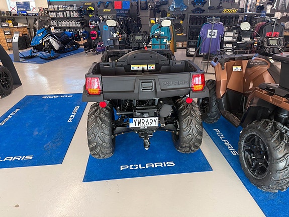 Polaris Sportsman X2 570 EPS  LE 4 of 4