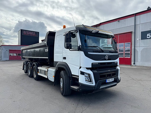 Volvo FMX 8x4 Schaktbil Sörling Goldstar