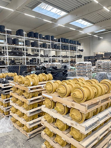 LIS Gummilarvband och gummipads för grävmaskiner