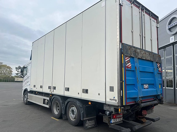 Volvo FH 460 LNG 6x2 Kylbil SKåpbil LNG 3 of 6