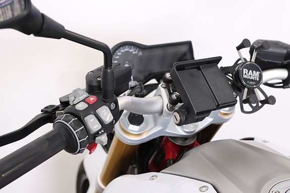 BMW R 1200 R Comfort 8 of 16