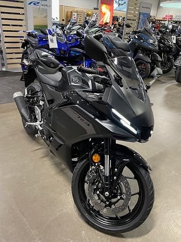 Yamaha R3 ABS REA SPARA 3000KR YZF yzf- R- r3 3 of 5