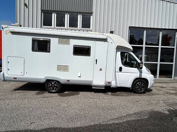 Pilote Bavaria Camp T 72 Q QUENNSBÄDD, AC