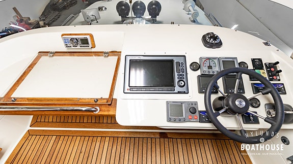 Targa 42 | 2x Volvo Penta D6-350A-B 19 of 30