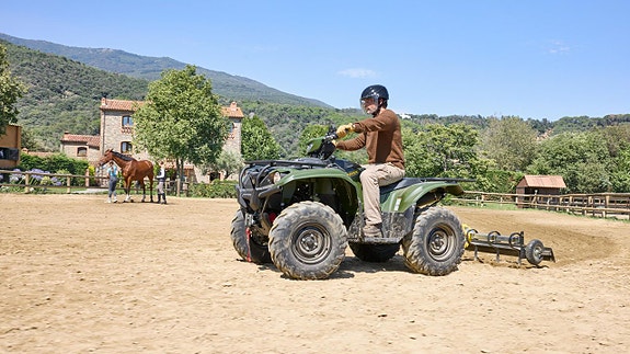 Yamaha Kodiak 700 EPS 2 of 5